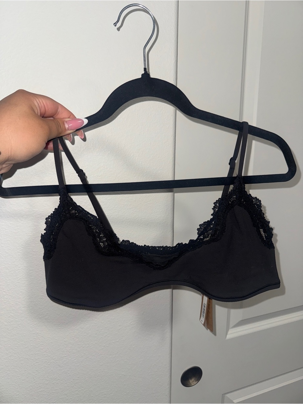 SKIMS FITS EVERYBODY LACE SCOOP BRALETTE